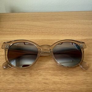 Maui Jim Sunglasses model: MJ-841-05B